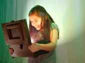 Sydney_Penny_as_Sala